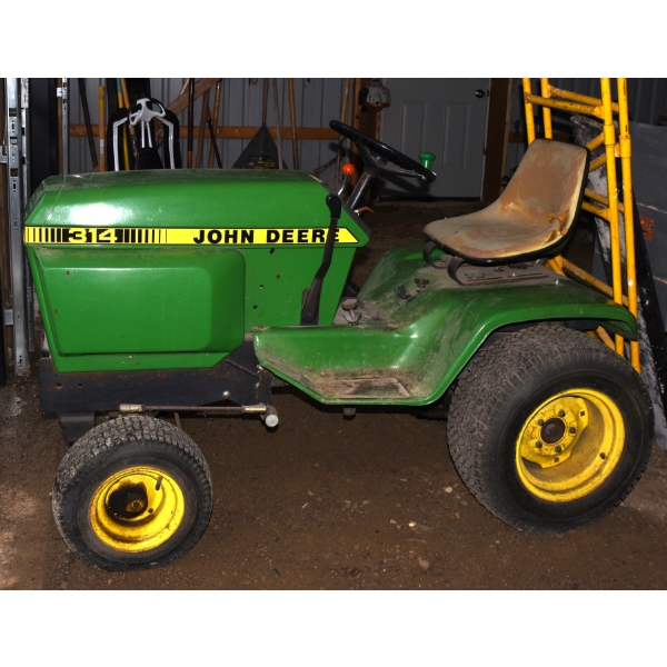 John Deere 314 Garden Tractor