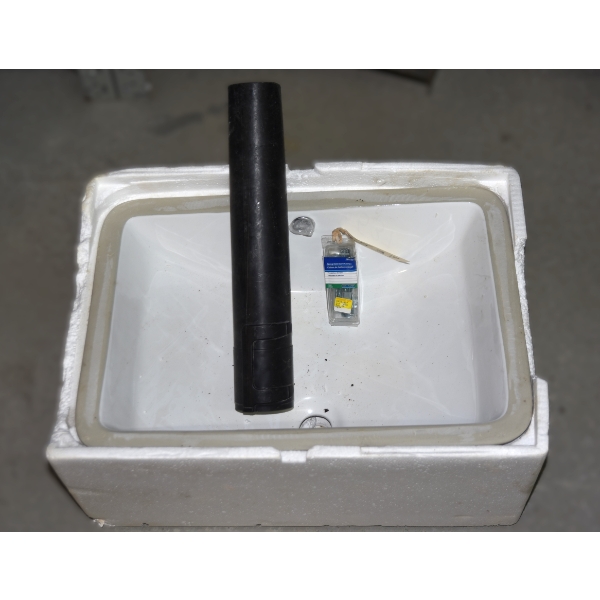 Under Mount Porcelain Sink 