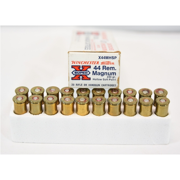 20 Rds. Winchester 44 REM MAG 240gr H.S.P Ammunition 