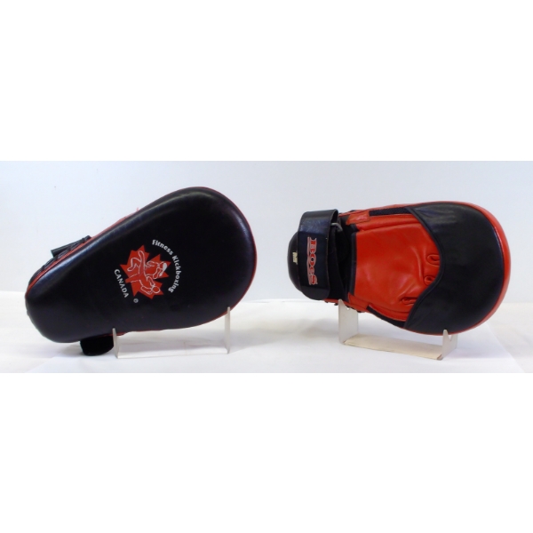 Boes Fitness Kickboxing Practice Mitts