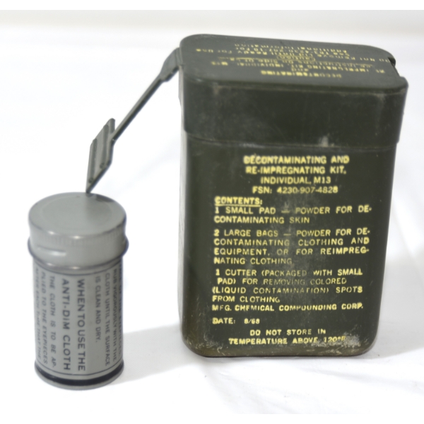 Anti - Dim Cloth Unopened For Gas Masks & M13 Individual Decontaminating And Re- Impregnating Kit