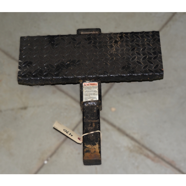 MaxHaul 50609 Steel Hitch Step