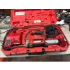 Image 2 : Milwaukee M18 Cordless Grease Gun Kit