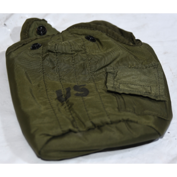 U.S. Military Nylon Canteen Cover w/ External Pocket – Vietnam Era