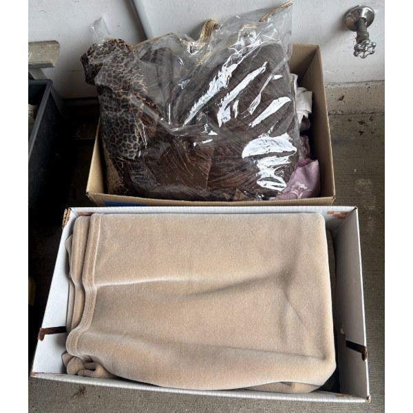 Box Lot Blankets & Pillow Cases