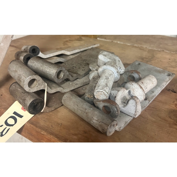 Lot of Heavy Duty Trailer Door Hinges