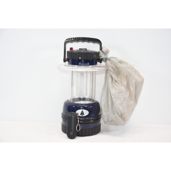 Woods Battery Lantern With Remote 