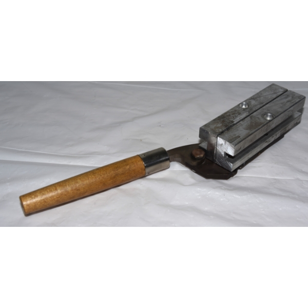 LEE Precision 6 Cavity Bullet Mold 