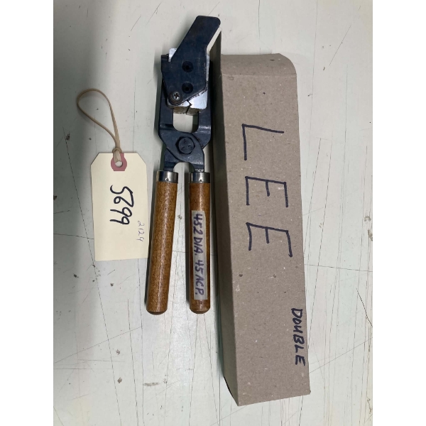 Lee Double Cavity Mold With Handle .45 Caliber 