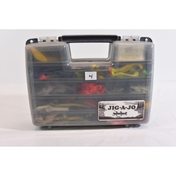Jig-A-Jo Plastic Tackle Box W/Tackle