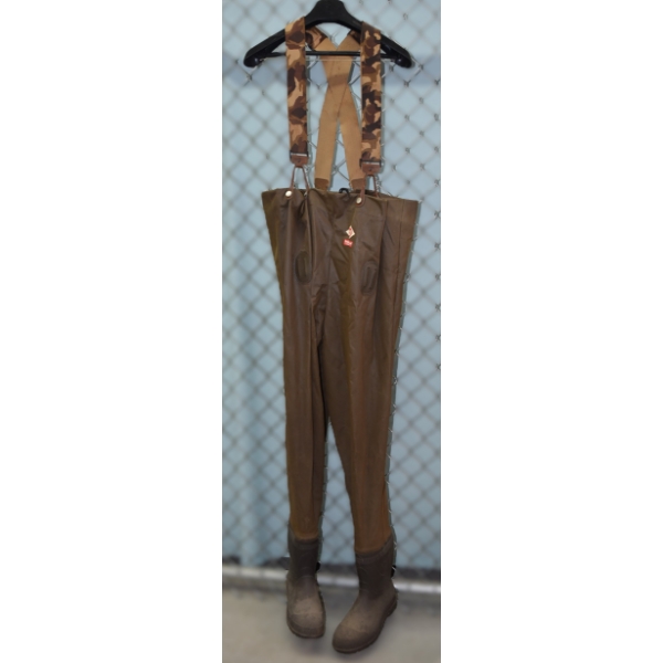Red Ball Men’s Fishing Bib Wader Boots Size 9