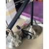 Image 2 : 2 Assorted Lamps 