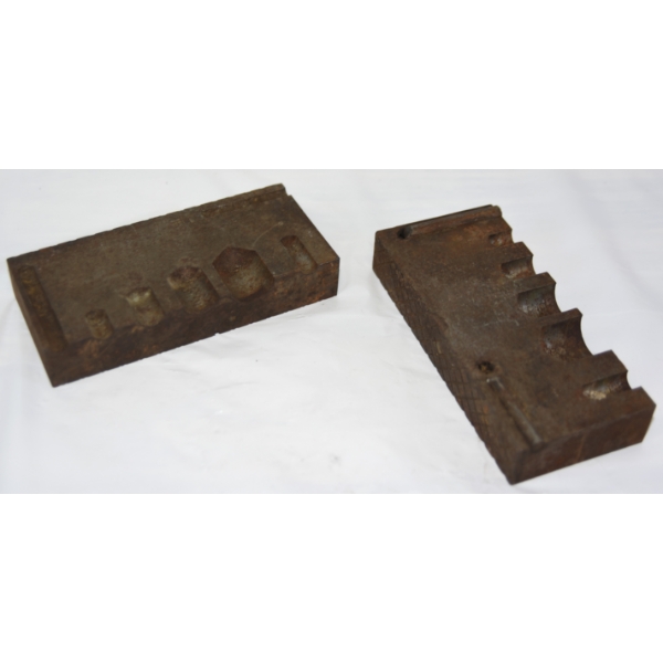 Multi- Cavity Metal Mold Used For Casting Lead