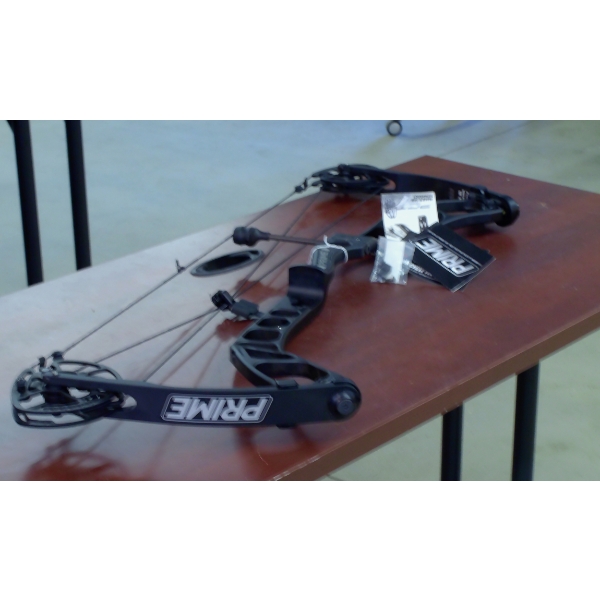 Prime Centergy 33" RH Compound Bow