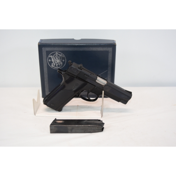 Smith & Wesson Model 59 Semi Automatic 9mm Caliber Handgun