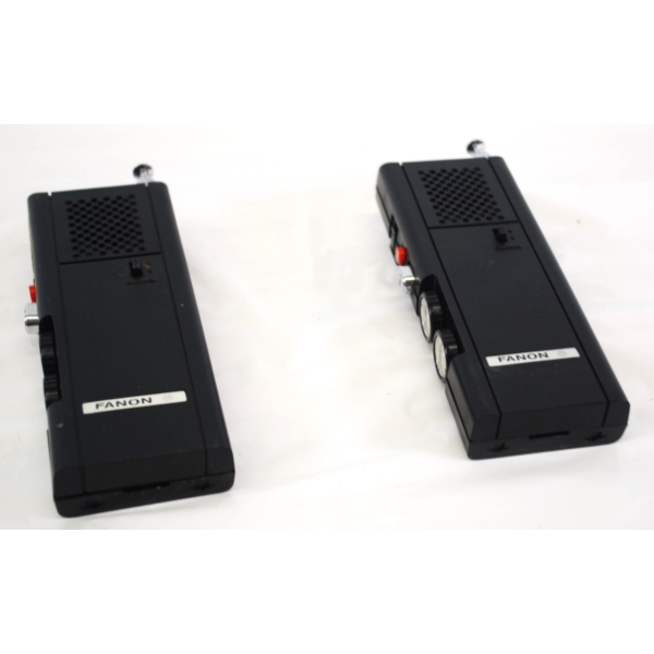 Old Instacom Walkie Talkie
