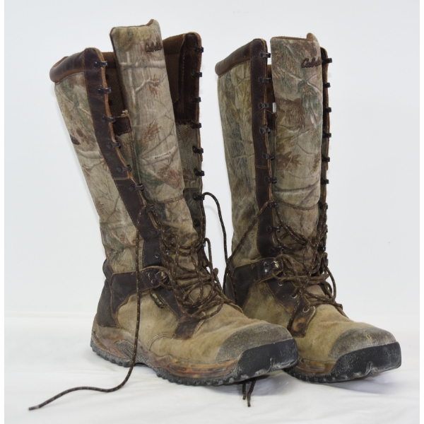 Cabela's Hunting Boots Size 13