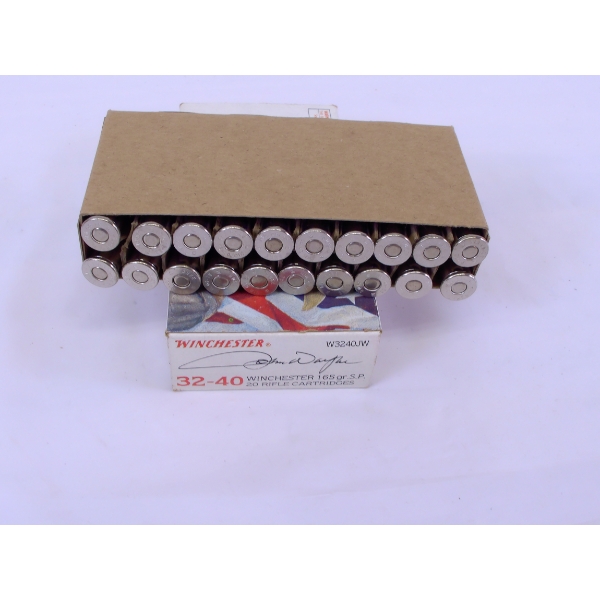 Collectors John Wayne Commemorative 32-40 Silver Case Ammunition 