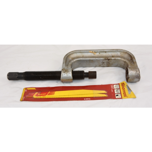 Frame Press Tool And Industrial Starrett  Saw Blade 