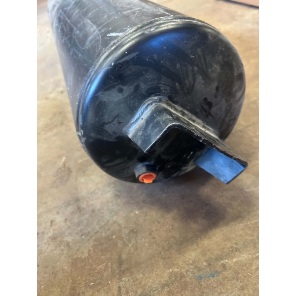 Truck/Trailer Air Brake Reservoir Tank w/ Mounting Brackets