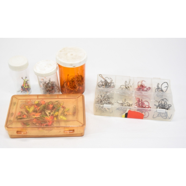 Box Lot Hooks W/ Containers