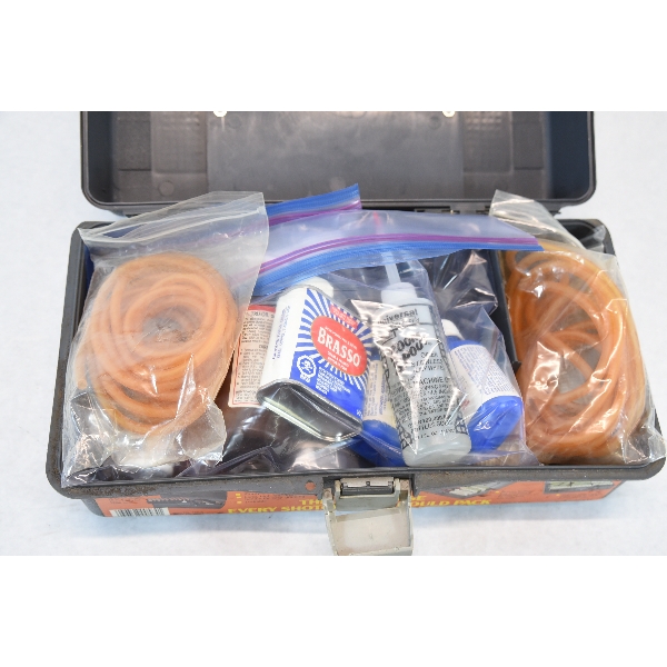 Box Lot Gun Cleaning & Oils