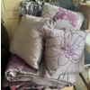 Image 2 : Assorted Blankets, Towels & Decorative Pillows 