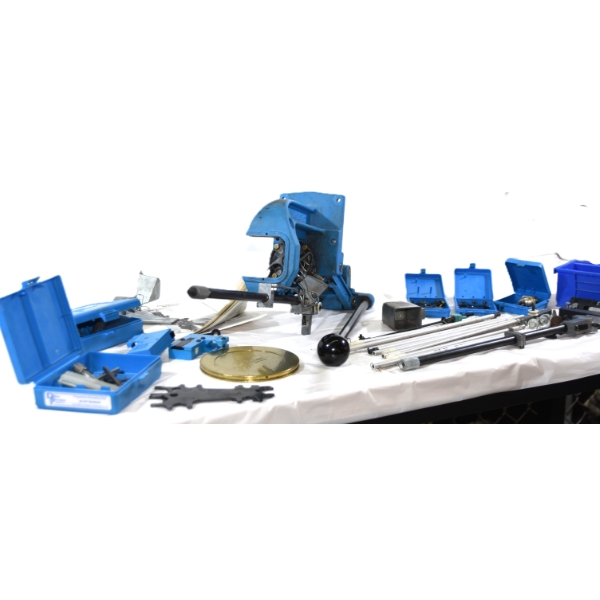 Dillon Precision Press With Accessories