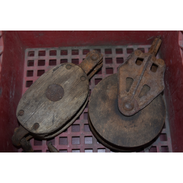 2 Pulleys