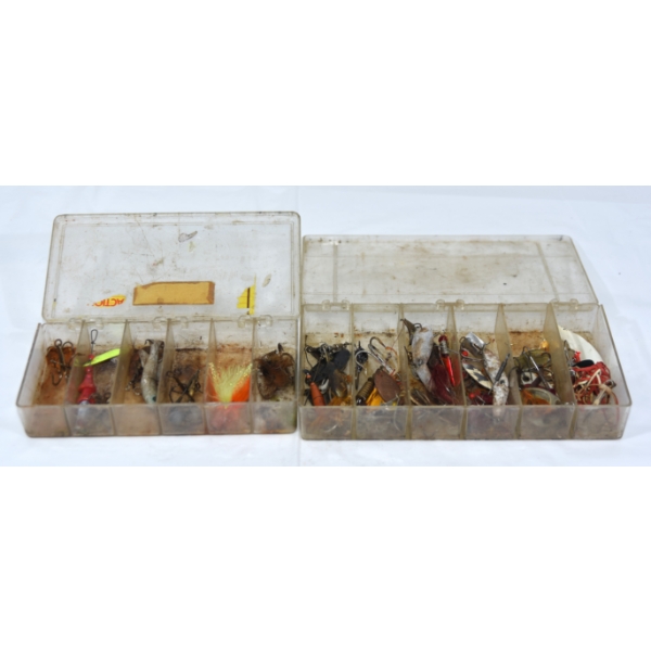 2 Small Containers Mixed Lures