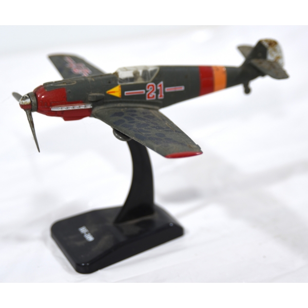 Messerschmitt  BF-109  Model Airplane