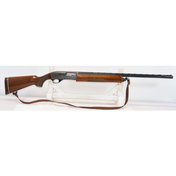 Smith & Wesson Model 1000M Semi Automatic 12 Gauge Shotgun With Sling