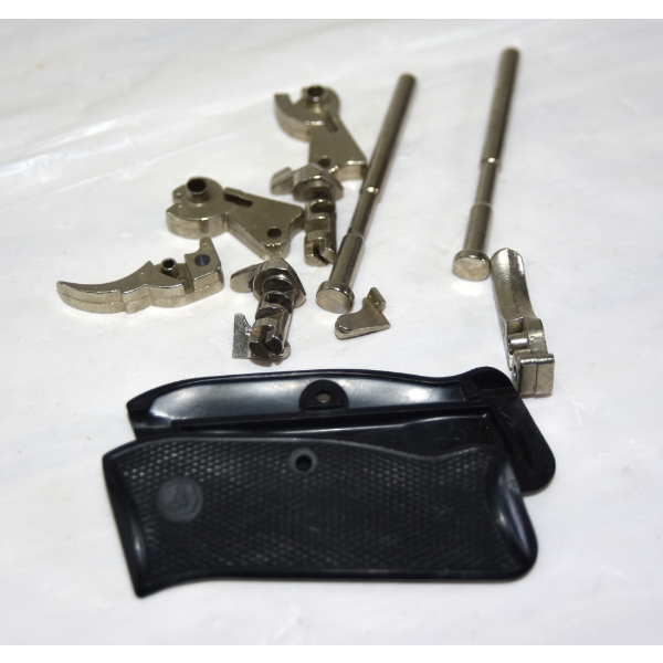 Parts & Grips For Beretta 92 Blank Pistol