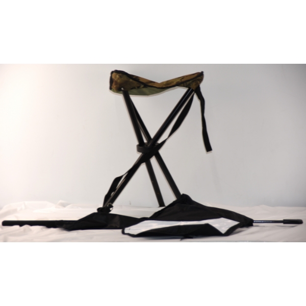 3 Legged Stool & Northern Flight Goose Flag