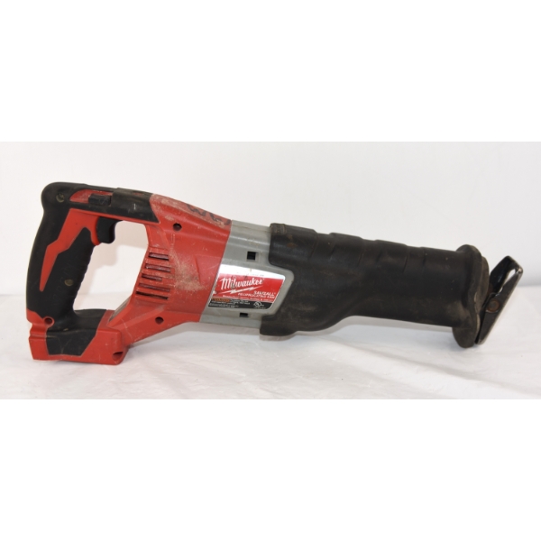 Milwaukee M18 Cordless Sawzall Reciprocating Saw