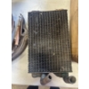 Image 2 : Vintage Garage Lot
