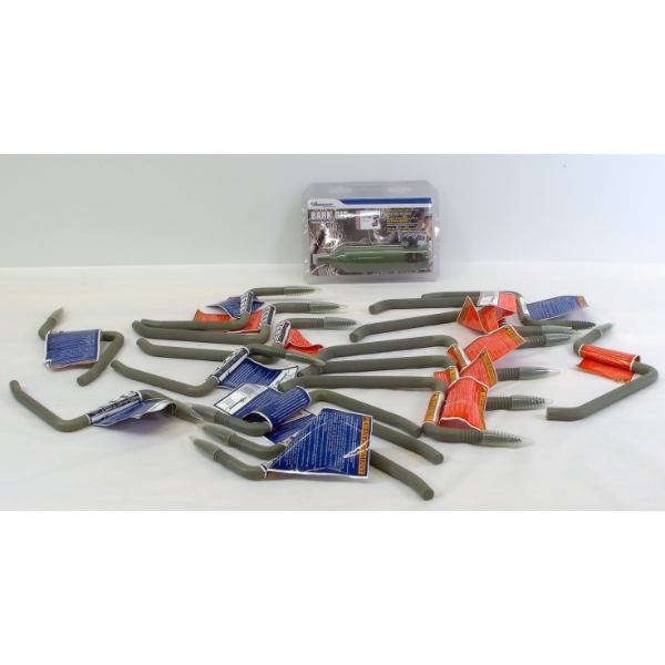 Box Lot Hooks & Bark Bit