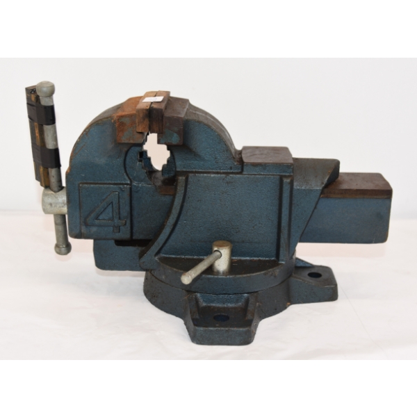 4" Vise with Wood & Steel Jaws