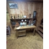 Image 2 : Room Full of Shop Decorations
