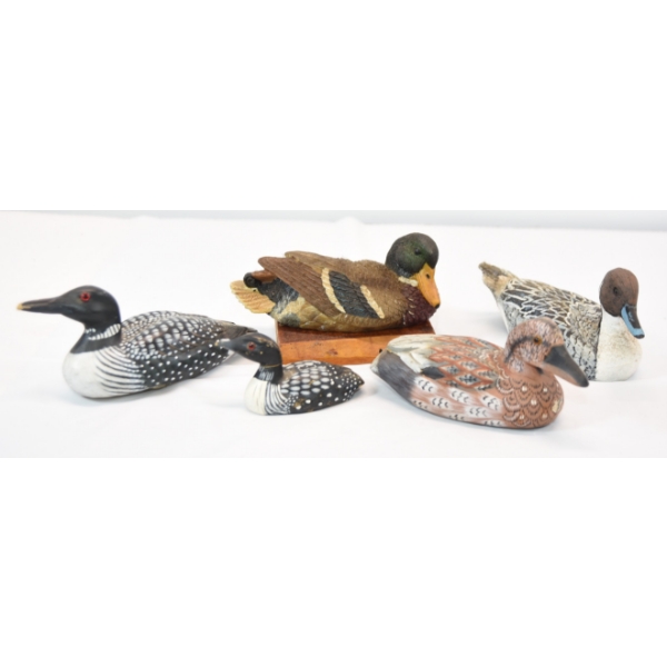 Box Lot Bird Figurines