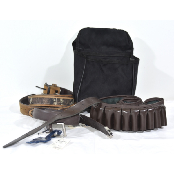 2 Ammo Pouches
