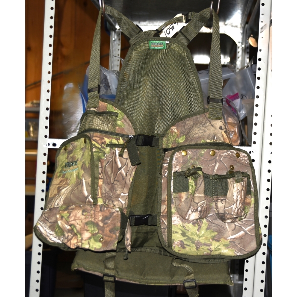 Primo's Camo Turkey Hunting Vest 