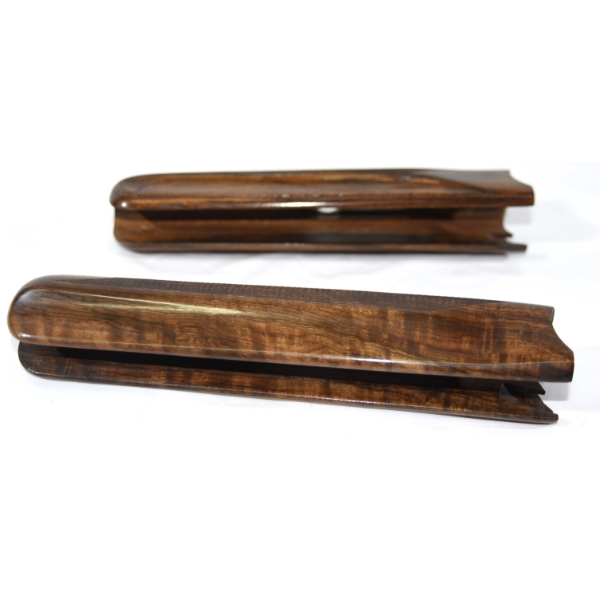 2 Walnut Wood Shotgun Forend With Checkering And A High  Gloss Finish 