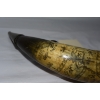 Image 13 : Rare 1775 Scrimshaw British Powder Horn with Map Decoration & Brass Spout