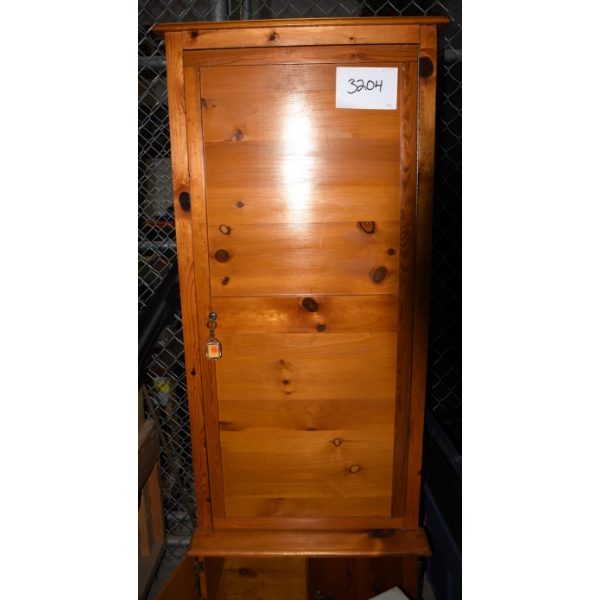 Wooden Gun Cabinet With Keys 