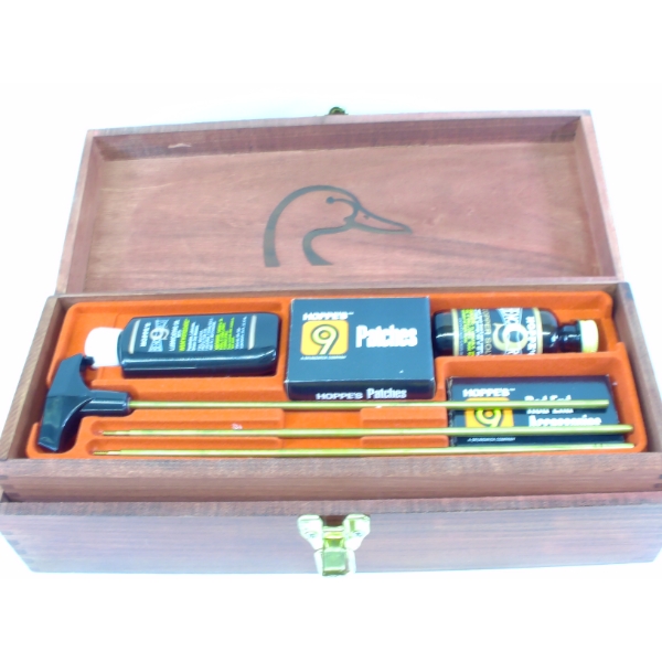 Ducks Unlimited Gun Cleaning Box W/ Supplies
