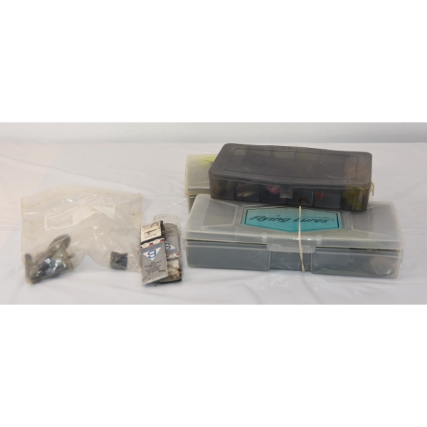 Box Lot Fishing Lures Includes Baitholders Size 1 and 4 3 Cases 