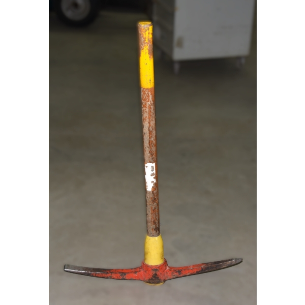 Construction Pickaxe 