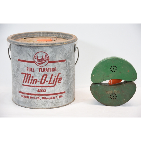 Box Lot Worm & Bait Holder & Floating Mino Bucket 