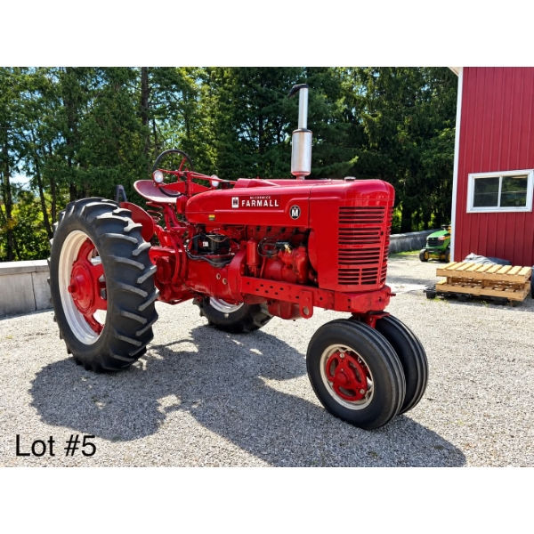 International Harvester Farmall Super M